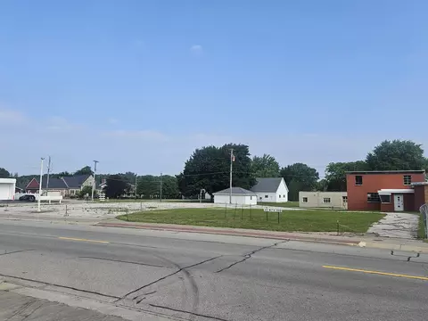 9978 Saginaw, Reese, MI 48757