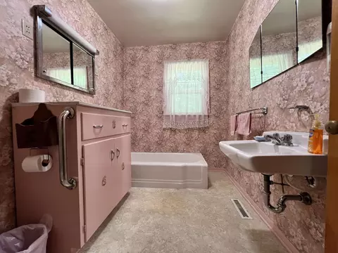 11402 E Potter, Davison, MI 48423 photo 8