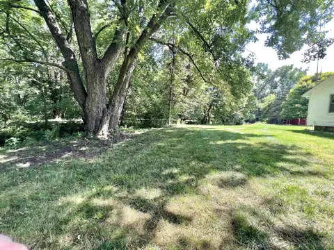 11402 E Potter, Davison, MI 48423 photo 32