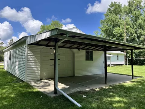 11402 E Potter, Davison, MI 48423 photo 36