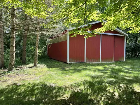 11402 E Potter, Davison, MI 48423 photo 33