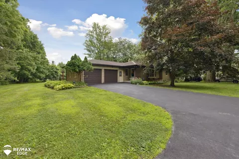 801 Tyrrell, Bancroft, MI 48414 photo 2