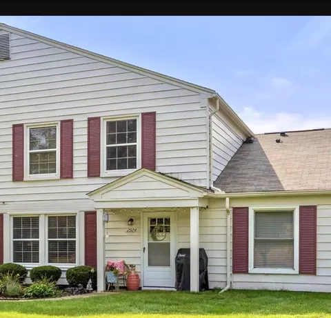 2924 Meadowbrook, Lake Orion, MI 48360