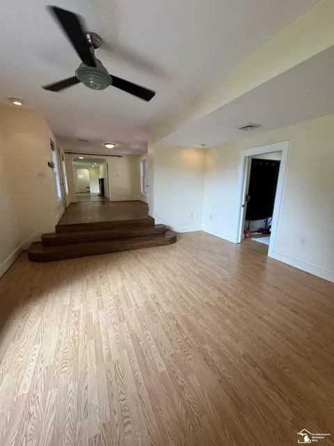 3422 Bluebush, Monroe, MI 48162 photo 12
