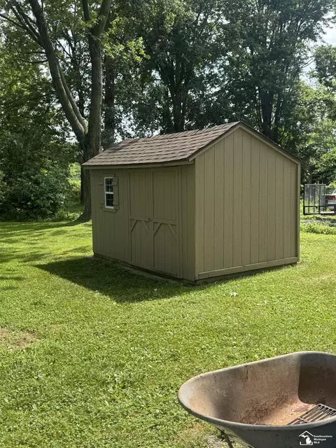 3422 Bluebush, Monroe, MI 48162 photo 3