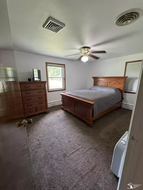 3422 Bluebush, Monroe, MI 48162 photo 17