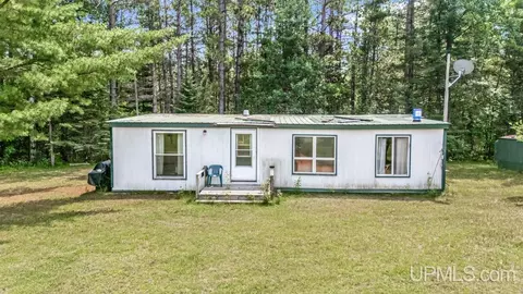 N10041 Co Rd 577, Stephenson, MI 49887