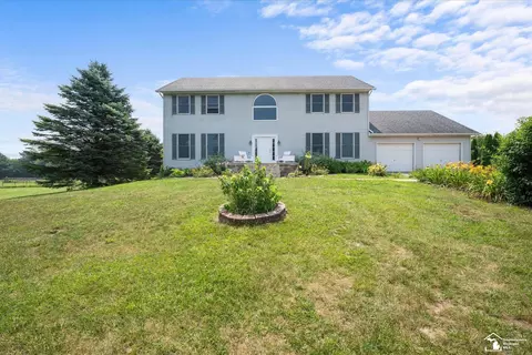 14481 Dixon, Dundee, MI 48131