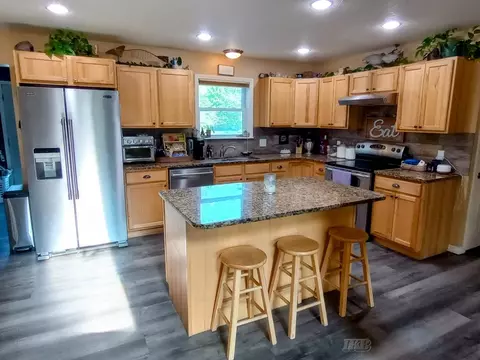 Kitchen - 8226 Red Pne, Harrison, MI 48625 photo 1 of 2