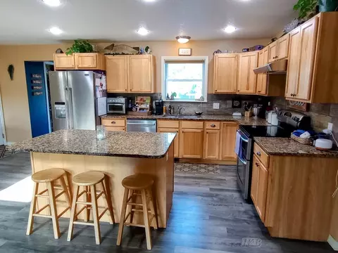 Kitchen - 8226 Red Pne, Harrison, MI 48625 photo 2 of 2