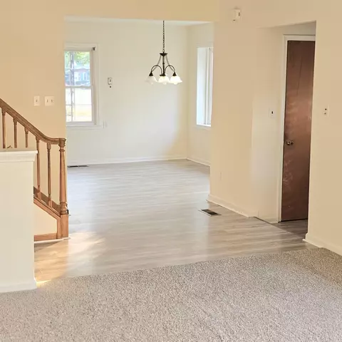 Living - 17814 Rainbow, Fraser, MI 48026 photo 1 of 4