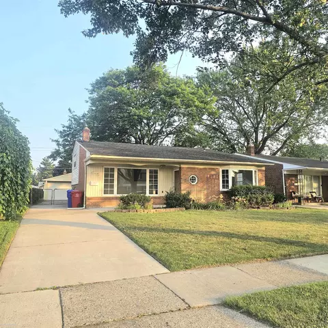 17814 Rainbow, Fraser, MI 48026