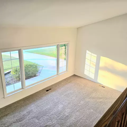 Living - 17814 Rainbow, Fraser, MI 48026 photo 4 of 4