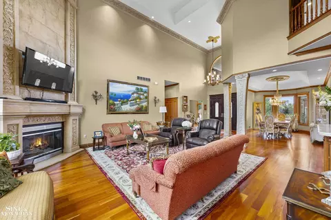 Living - 404 Linkside, Saint Clair, MI 48079 photo 5 of 8