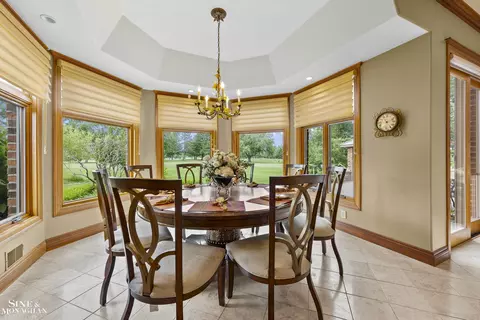 Dining - 404 Linkside, Saint Clair, MI 48079 photo 4 of 6
