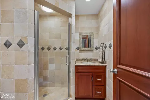 Bath - 404 Linkside, Saint Clair, MI 48079 photo 7 of 9