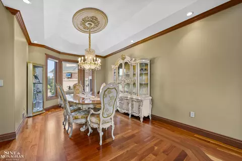 Dining - 404 Linkside, Saint Clair, MI 48079 photo 2 of 6