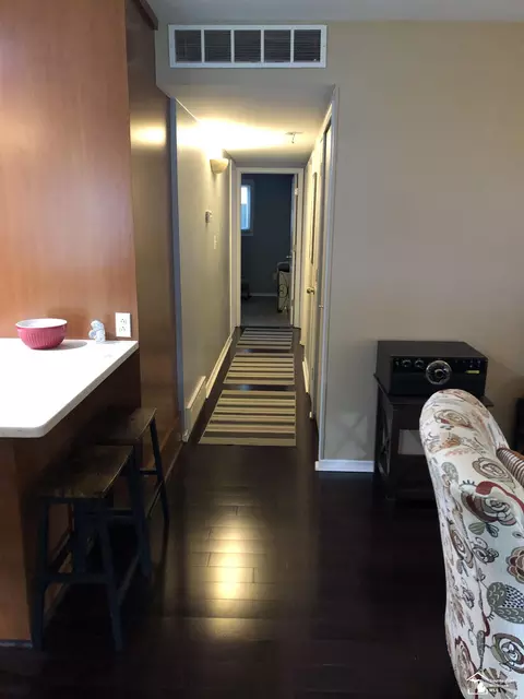 Entry Way - 8095 Oak, Taylor, MI 48180 photo 1 of 1