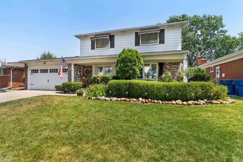 32300 Lancaster, Warren, MI 48088