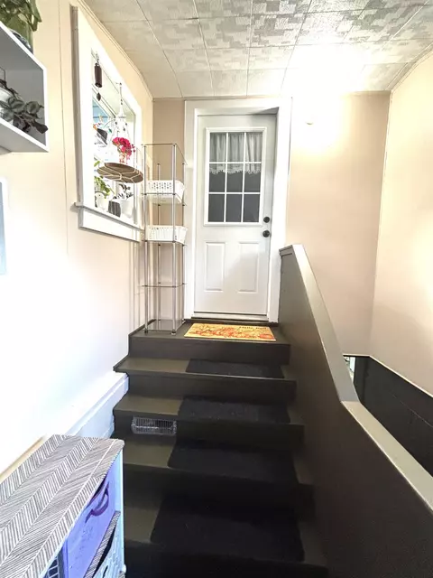 Entry Way - 9260 Busch, Birch Run, MI 48415 photo 1 of 4