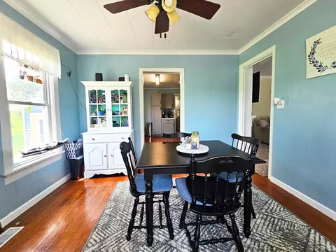 Dining - 9260 Busch, Birch Run, MI 48415 photo 3 of 3