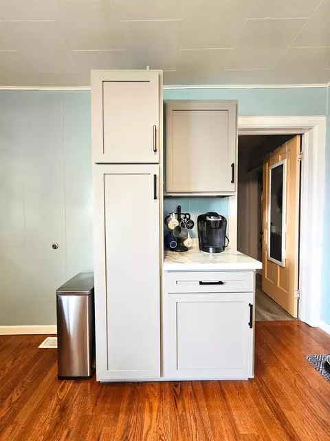 Kitchen - 9260 Busch, Birch Run, MI 48415 photo 5 of 5