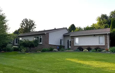 3420 Luanne, Commerce Twp, MI 48382