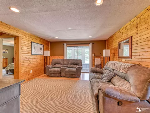 2461 Maple, Ida, MI 48140 photo 13