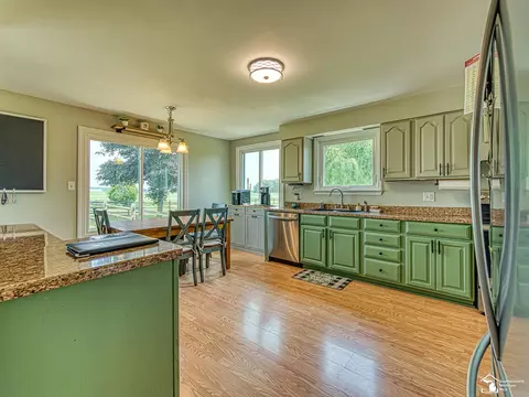 2461 Maple, Ida, MI 48140 photo 7