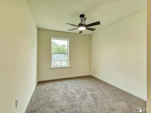 Bedroom - 15604 Pine, Monroe, MI 48161 photo 3 of 10