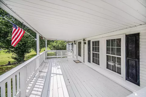 2000 Wells, Dundee, MI 48131 photo 4