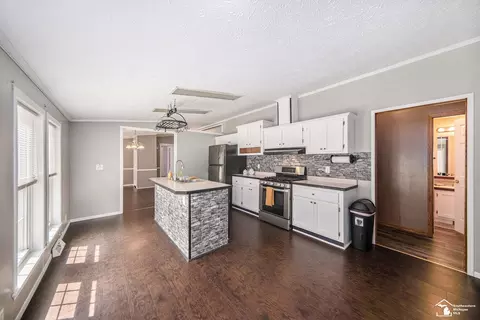 2000 Wells, Dundee, MI 48131 photo 9