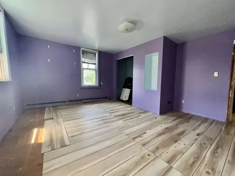Bedroom - 218 E Rising, Davison, MI 48423 photo 1 of 2