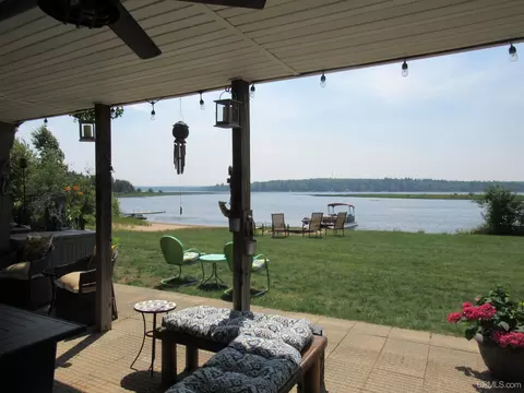 Exterior - 2597 Co Rd Ggt, Ishpeming, MI 49849 photo 8 of 27