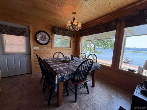 Dining - 2597 Co Rd Ggt, Ishpeming, MI 49849 photo 1 of 2