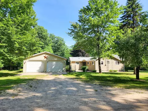 4841 Pear, Farwell, MI 48622