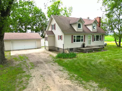 3177 N Van Buren, Reese, MI 48757