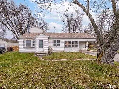 3610 Stewart, Monroe, MI 48162