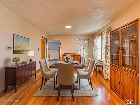 Dining - 3610 Stewart, Monroe, MI 48162 photo 1 of 2