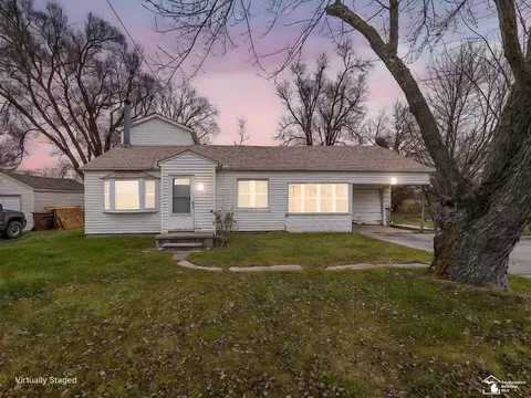 Exterior - 3610 Stewart, Monroe, MI 48162 photo 2 of 7