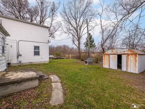 Exterior - 3610 Stewart, Monroe, MI 48162 photo 4 of 7