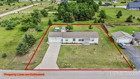 5008 Alyssa 1704, Escanaba, MI 49829