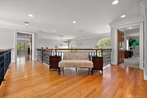 Entry Way - 15975 E 14 Mile, Fraser, MI 48026 photo 4 of 5