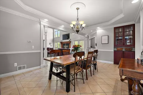 Dining - 15975 E 14 Mile, Fraser, MI 48026 photo 2 of 2