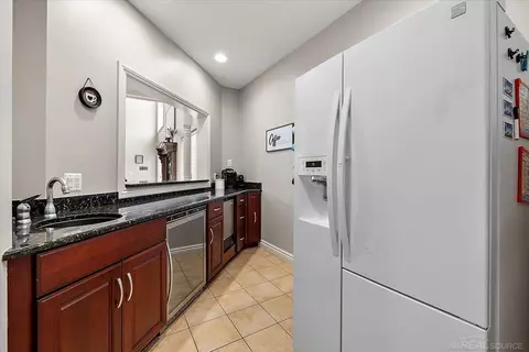 Kitchen - 15975 E 14 Mile, Fraser, MI 48026 photo 1 of 4