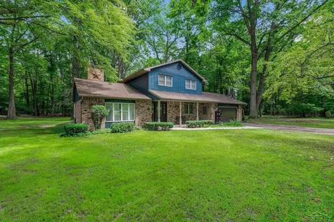 4755 S Graham, Saint Charles, MI 48655