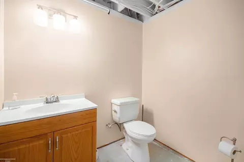 17519 Rocco, Macomb, MI 48044 photo 32