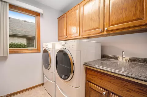17519 Rocco, Macomb, MI 48044 photo 21