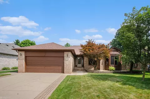 17519 Rocco, Macomb, MI 48044 photo 2