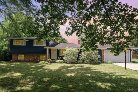 3813 Mckeith, Midland, MI 48642